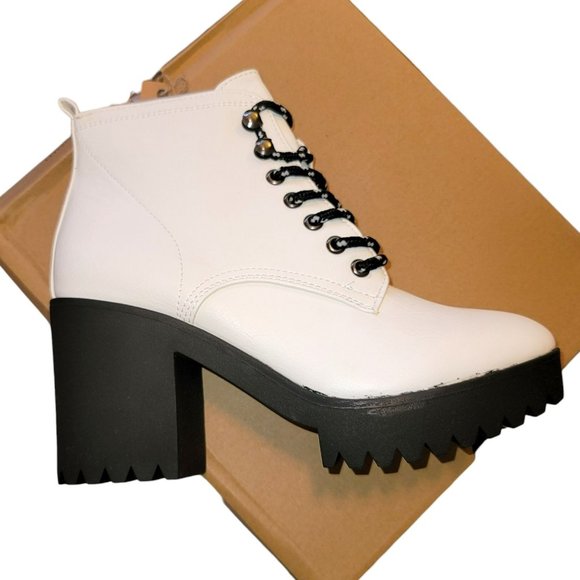 Seven7 Flatiron Off-White Ankle Boot Platform Lace-up Womans Size 9 JJ3342 - Picture 9 of 11